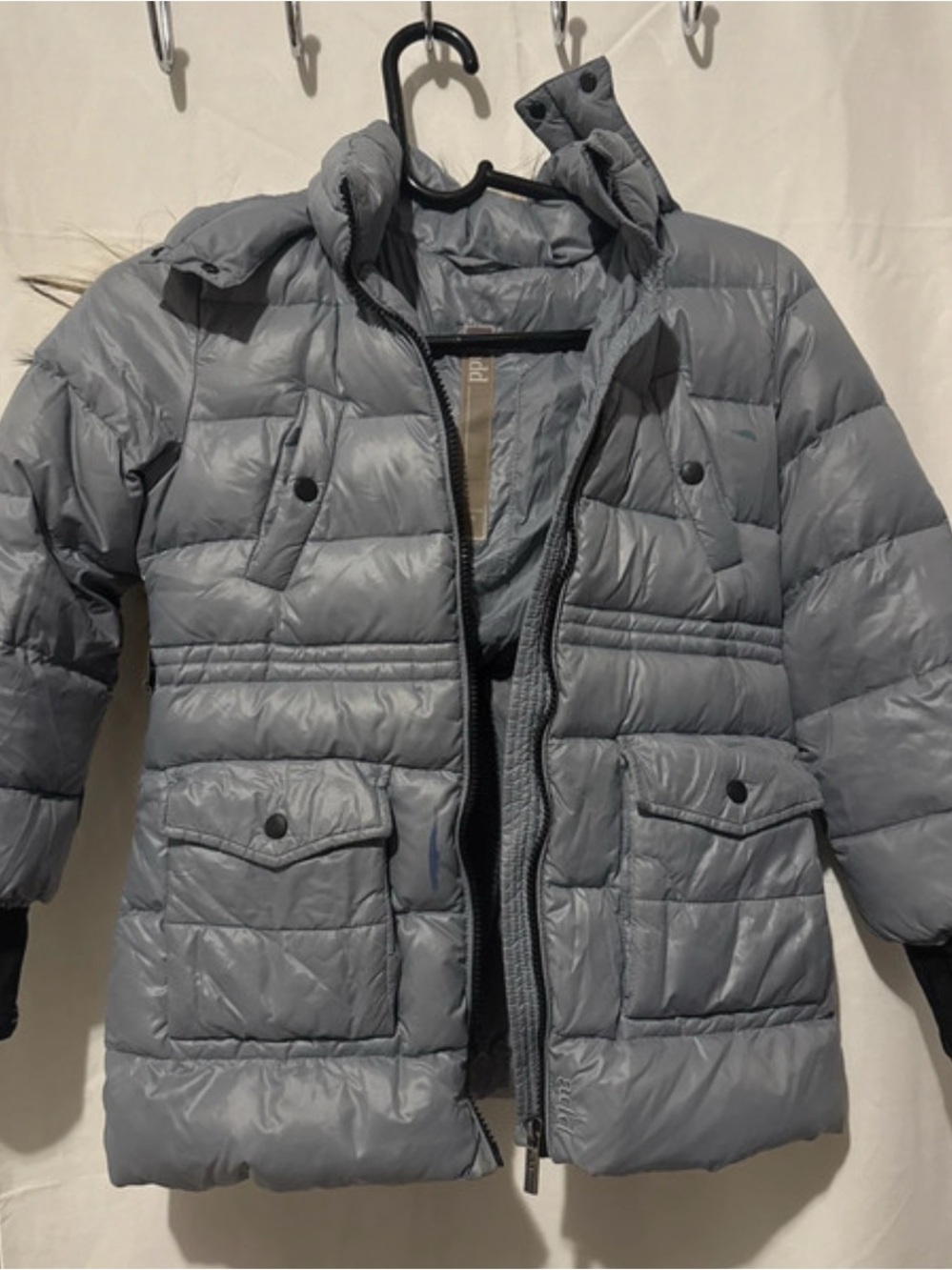 Kids Puffer Coat in Light Gray - Insulated Winter Jacket